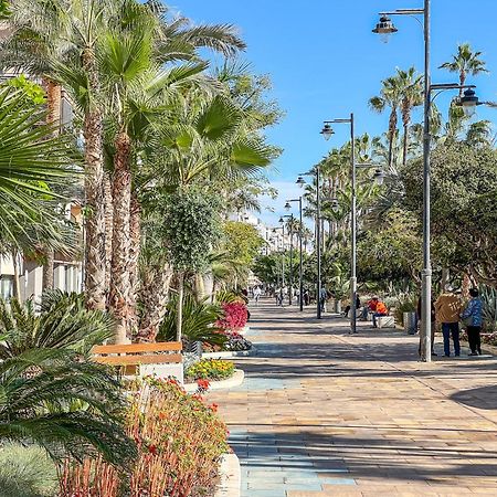 Hanami Avenida De Espana Estepona Buitenkant foto